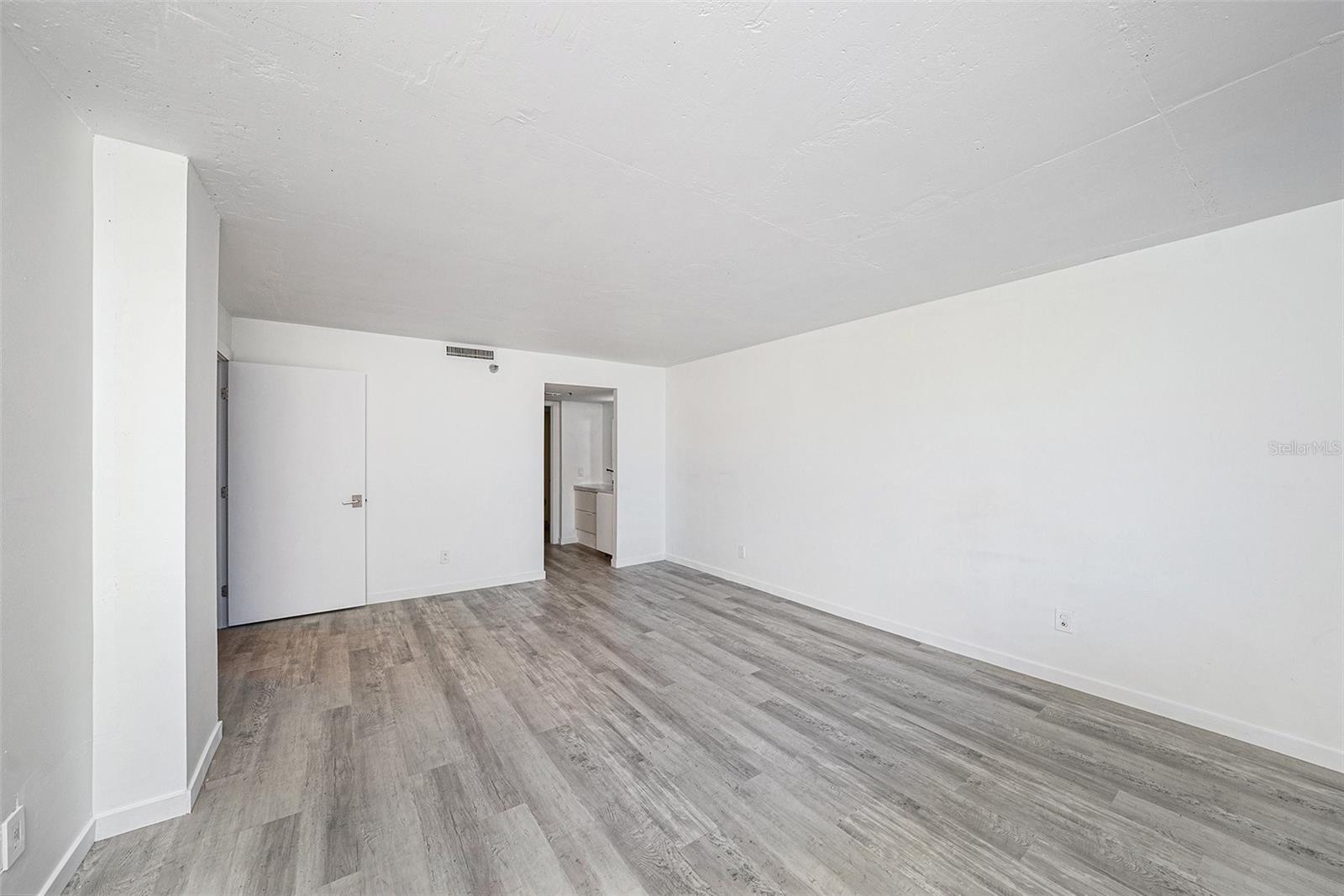 201 W LAUREL ST #504B, TAMPA, FL — photo 13