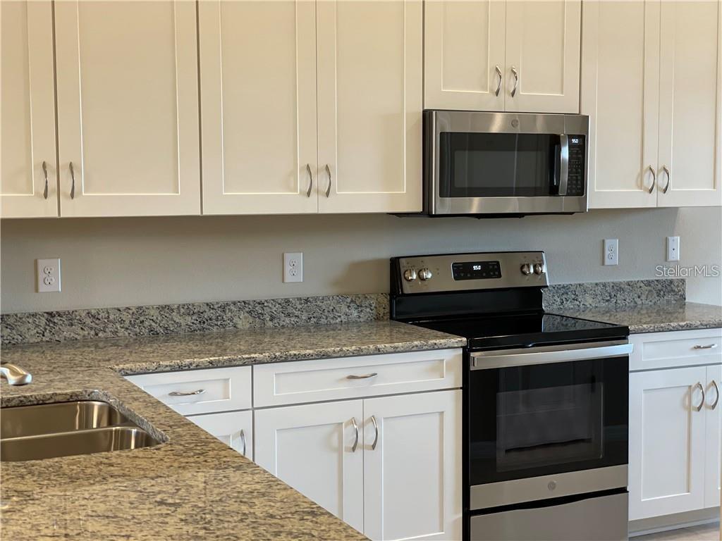 13823 MESSINA LOOP #203, BRADENTON, FL — photo 5