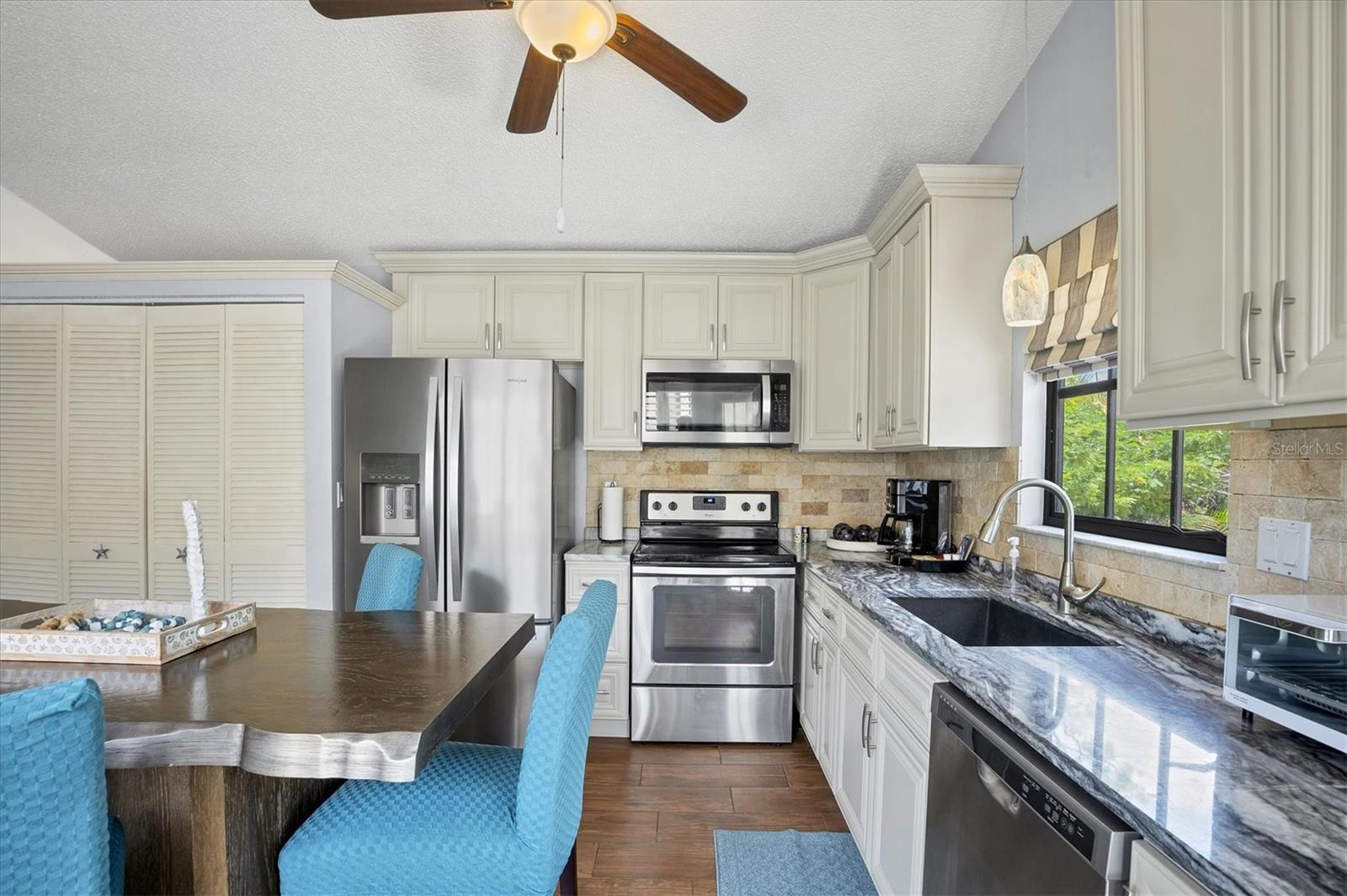 255 BOUNDARY BLVD #105, ROTONDA WEST, FL — photo 9
