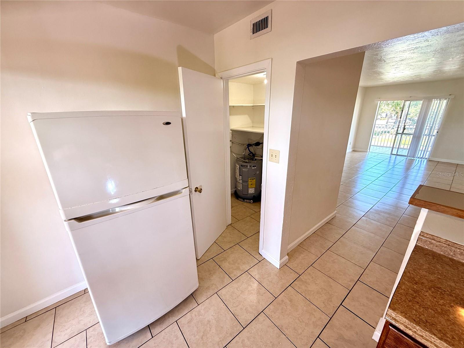 1050 62ND AVE SOUTH #E-4, ST PETERSBURG, FL — photo 12