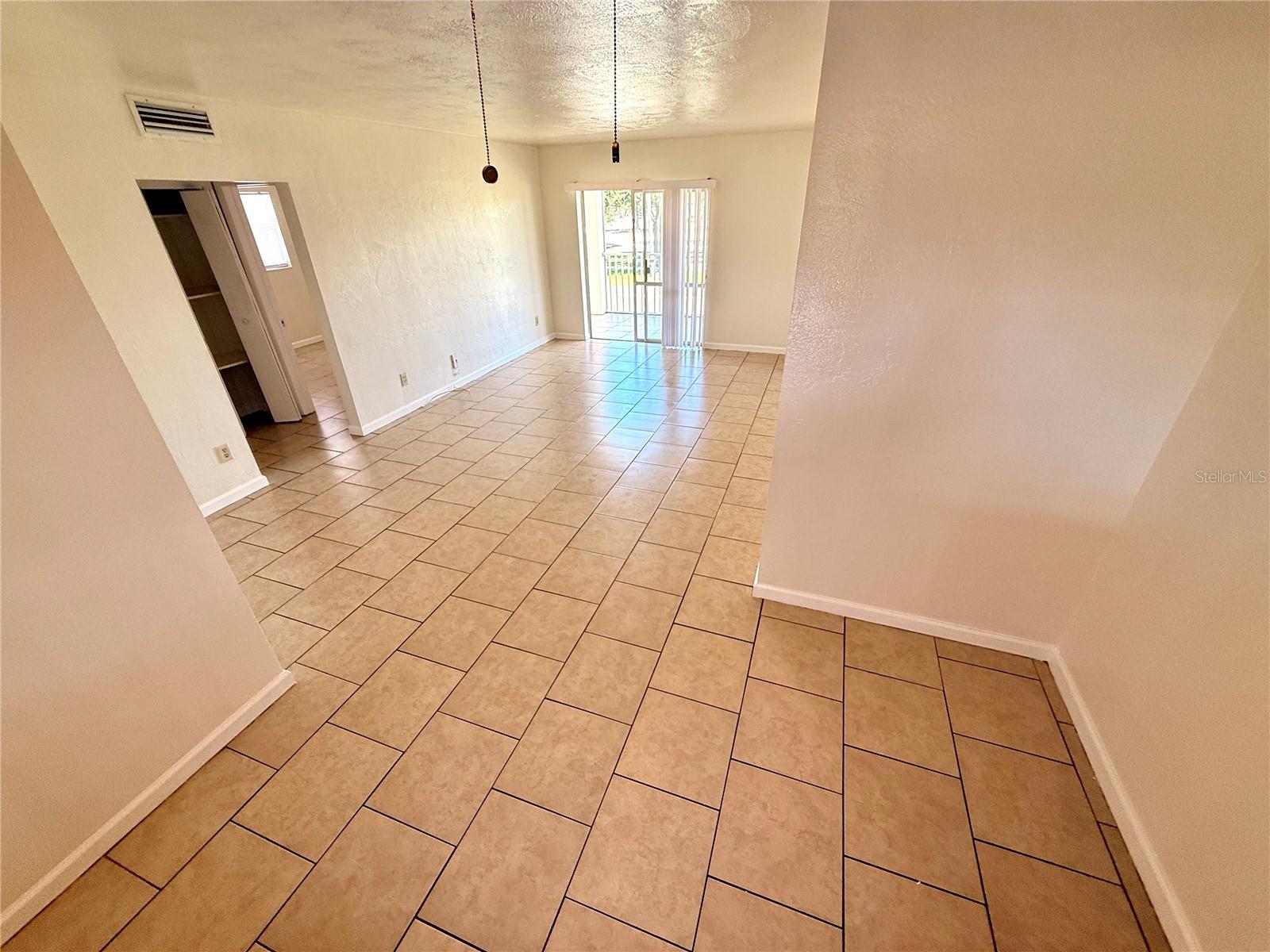 1050 62ND AVE SOUTH #E-4, ST PETERSBURG, FL — photo 16
