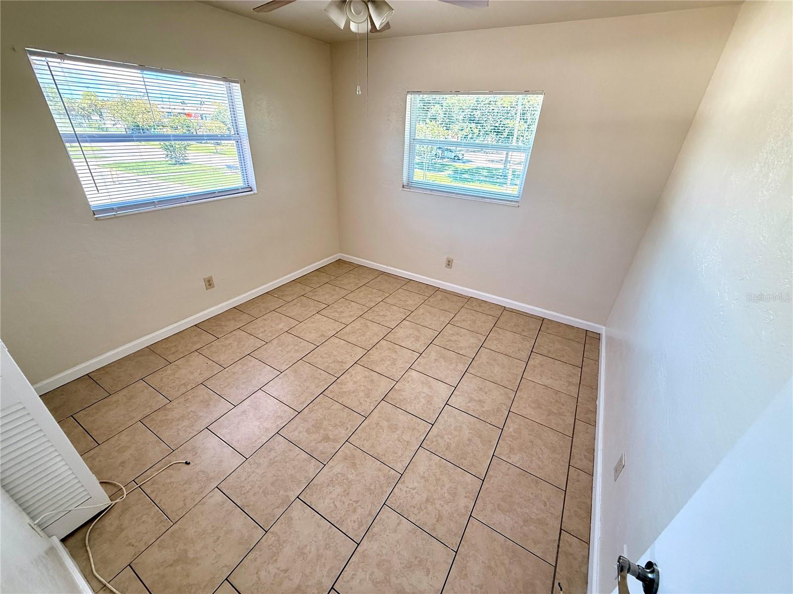 1050 62ND AVE SOUTH #E-4, ST PETERSBURG, FL — photo 20