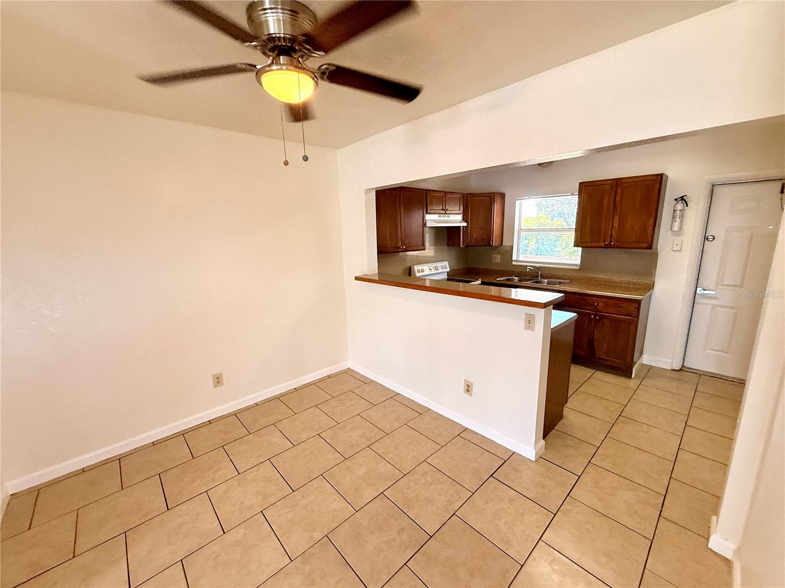 1050 62ND AVE SOUTH #E-4, ST PETERSBURG, FL — photo 26