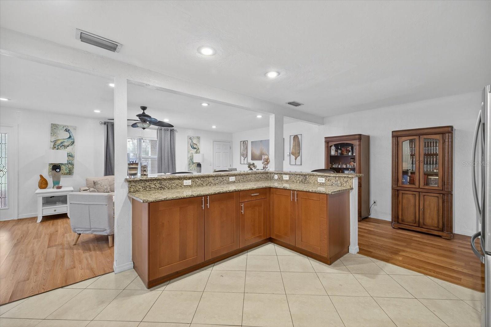 420 LEWIS BLVD SE, ST PETERSBURG, FL — photo 11