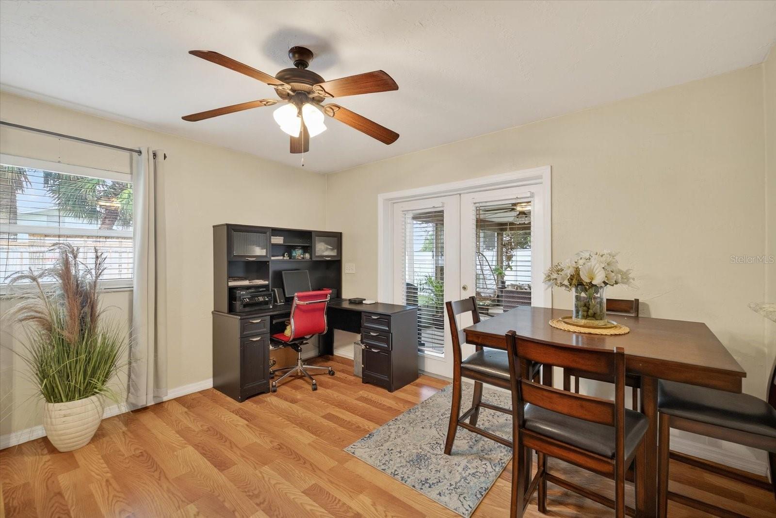 420 LEWIS BLVD SE, ST PETERSBURG, FL — photo 12