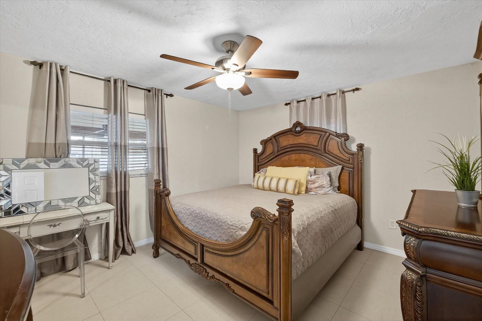 420 LEWIS BLVD SE, ST PETERSBURG, FL — photo 19