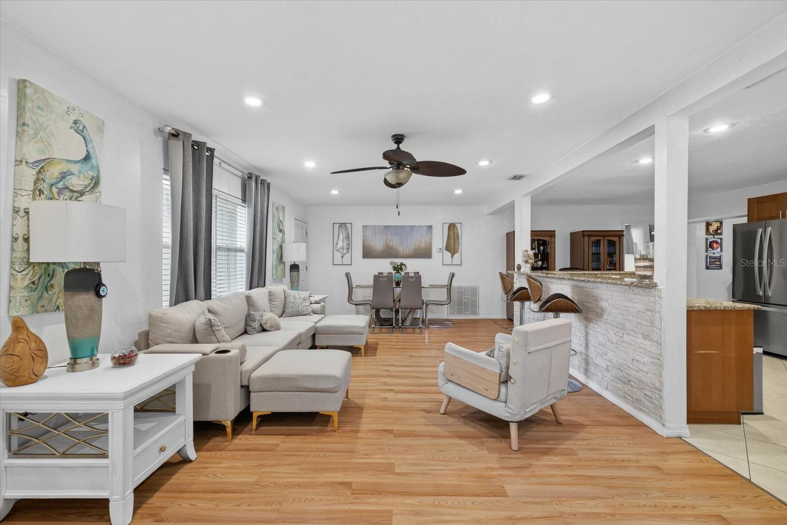 420 LEWIS BLVD SE, ST PETERSBURG, FL — photo 21
