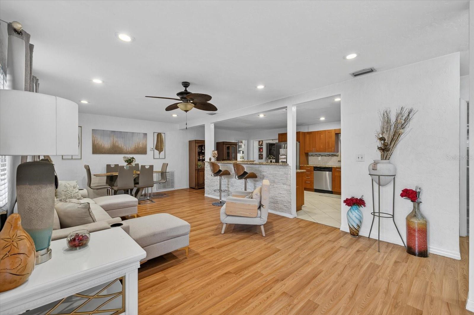 420 LEWIS BLVD SE, ST PETERSBURG, FL — photo 22