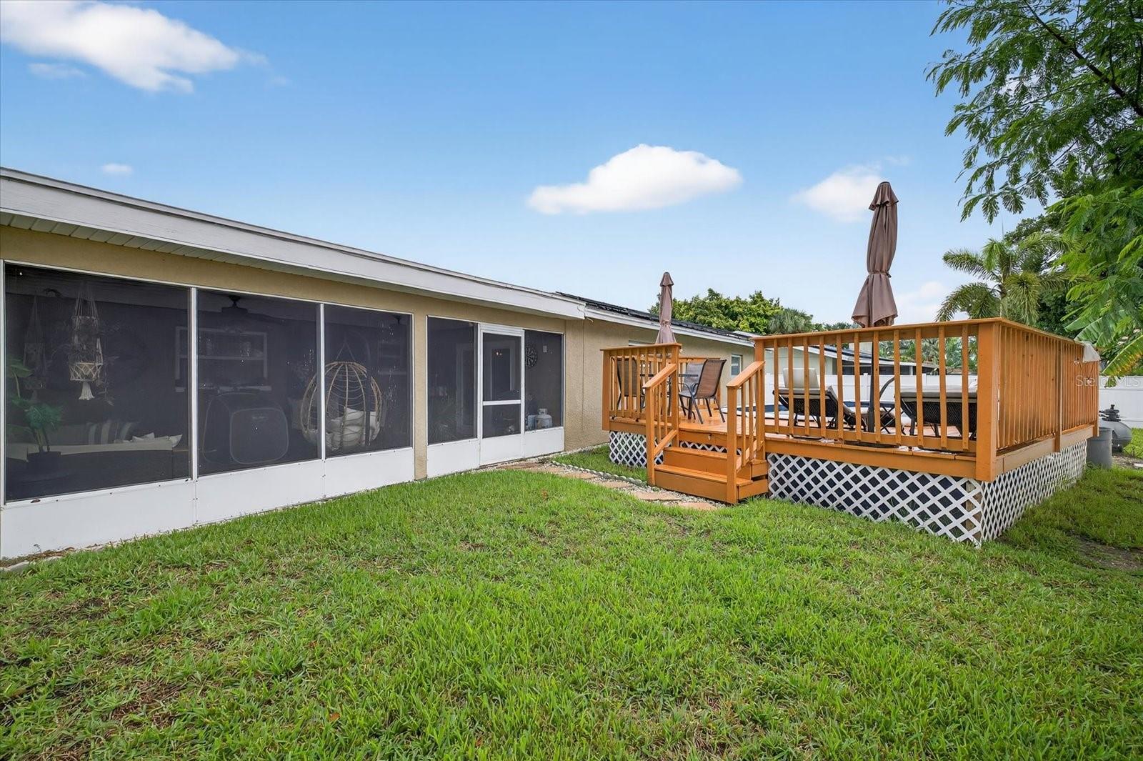 420 LEWIS BLVD SE, ST PETERSBURG, FL — photo 24