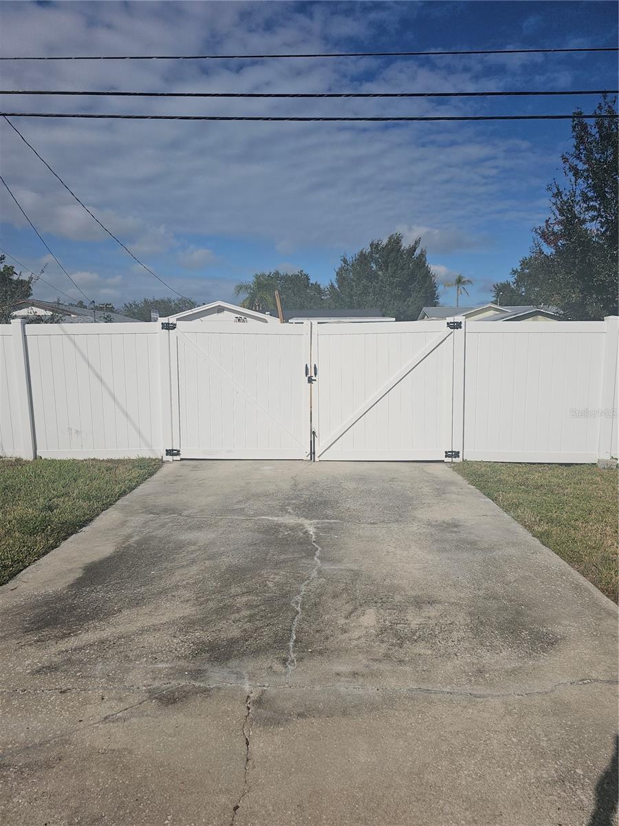 1145 54TH AVE N, ST PETERSBURG, FL — photo 19