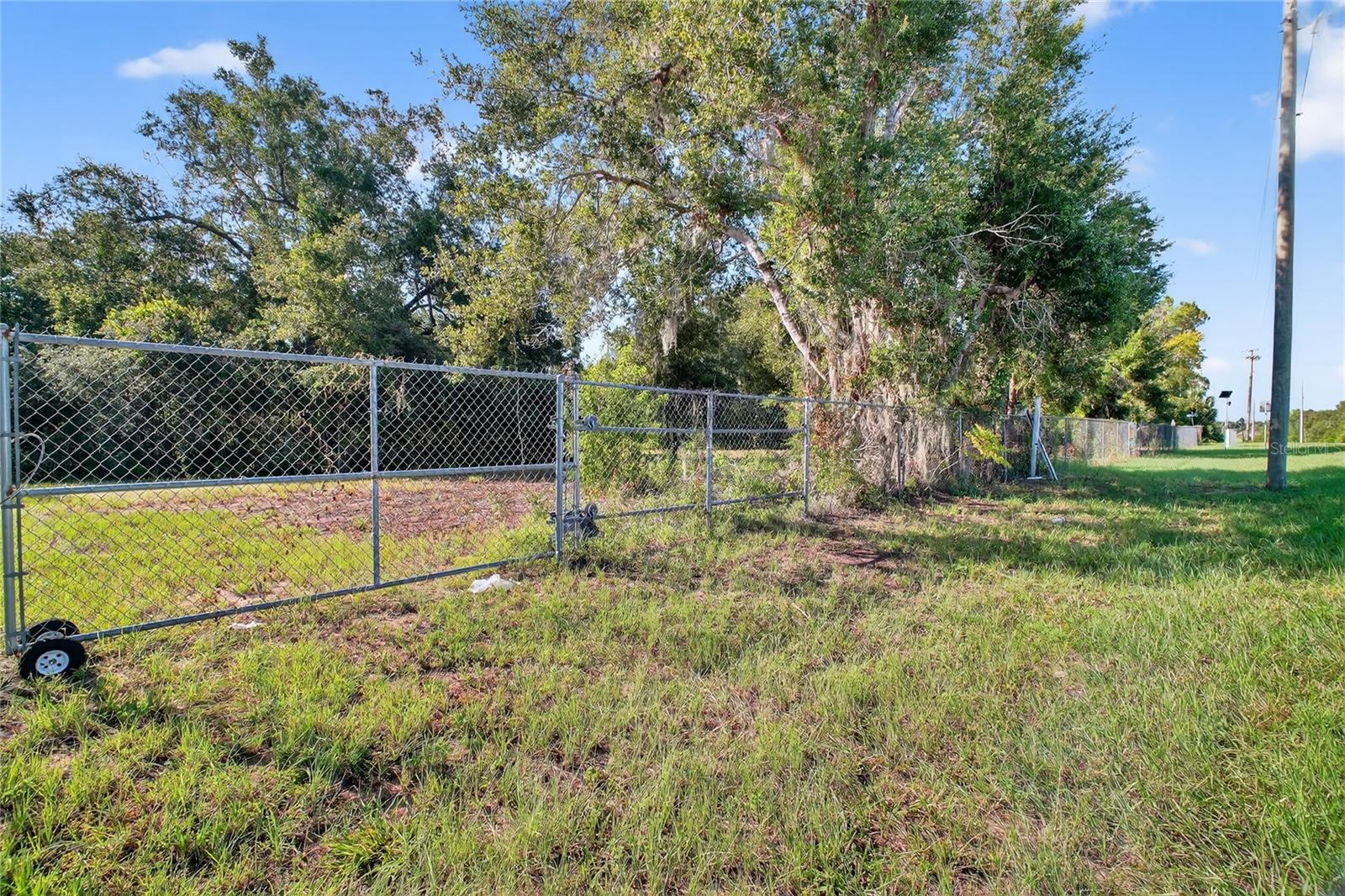 42012 STATE ROAD 19, ALTOONA, FL — photo 13