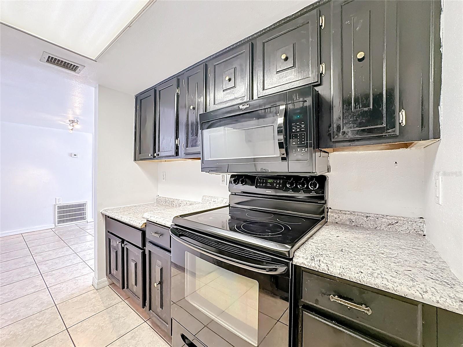 5977 VILLAGE CIRCLE SOUTH #GE, ORLANDO, FL — photo 11