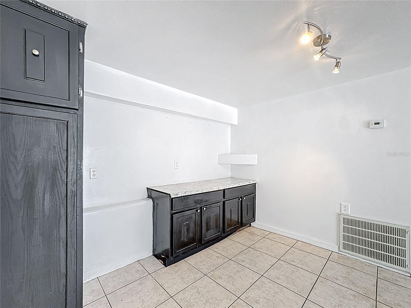 5977 VILLAGE CIRCLE SOUTH #GE, ORLANDO, FL — photo 14