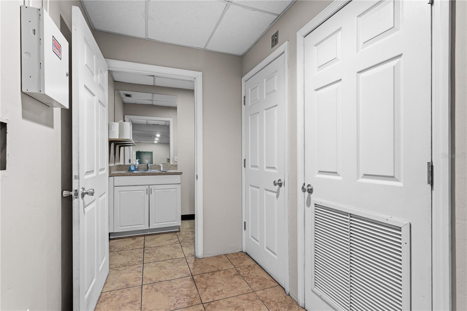 15043 MAIN ST, ALACHUA, FL — photo 36