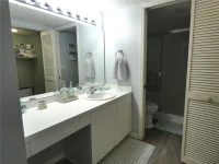 9320 CLUBSIDE CIR #2208 — photo 18