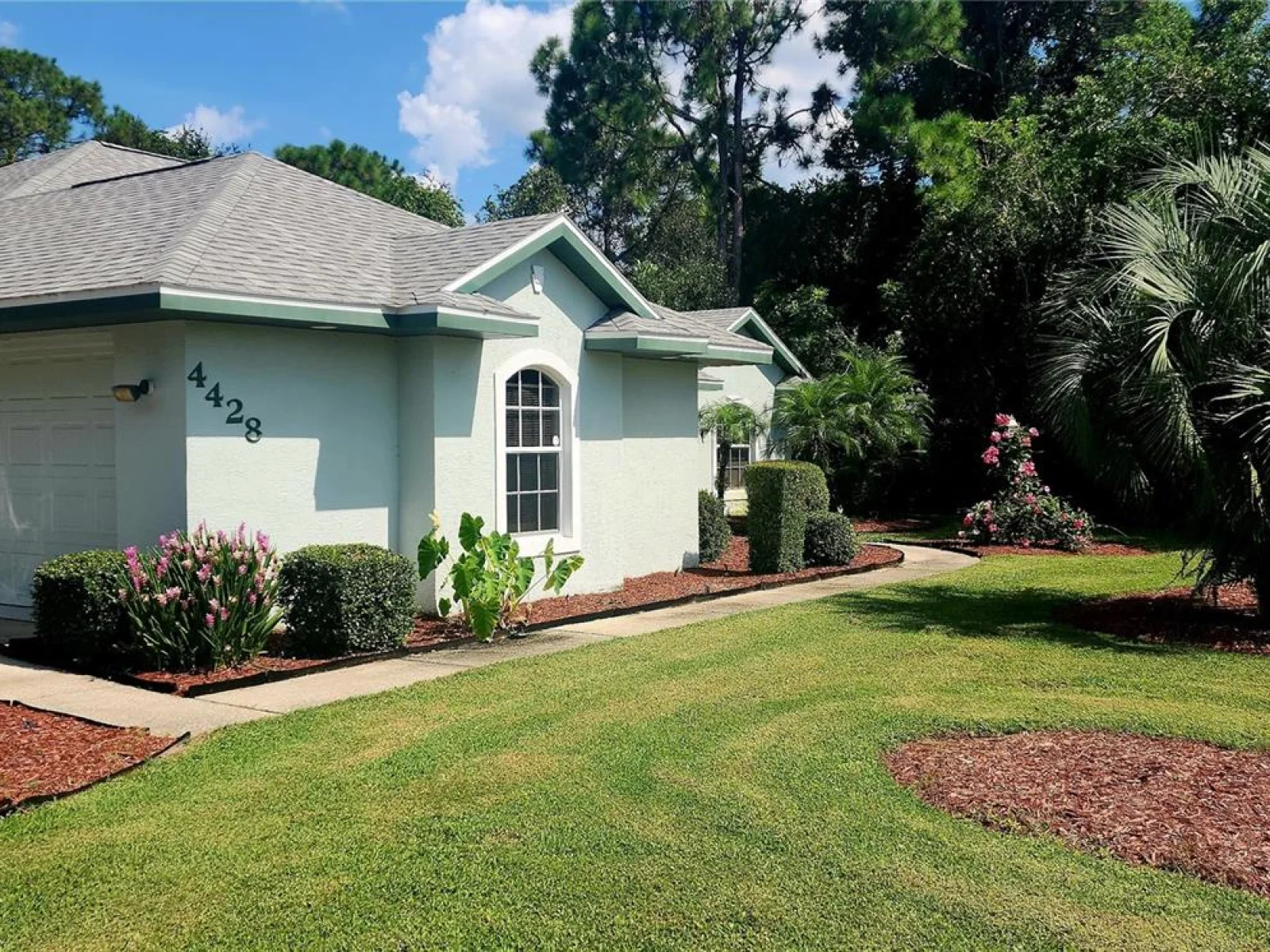 4428 MENDAVIA DR, SEBRING, FL — photo 2