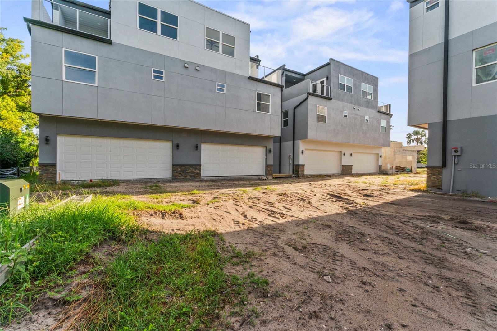 809 W LINEBAUGH AVE #2A, TAMPA, FL