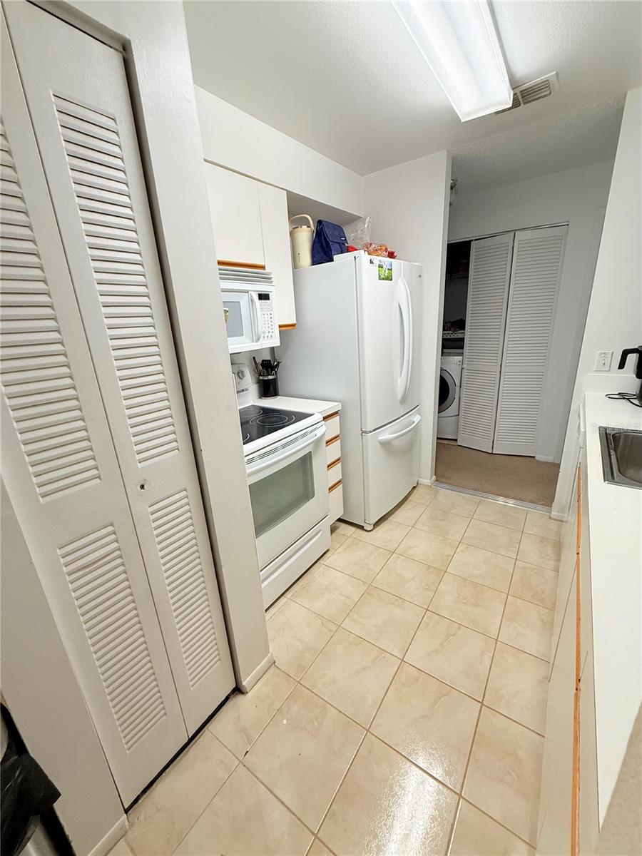 3001 58TH AVE S #1002, ST PETERSBURG, FL — photo 3