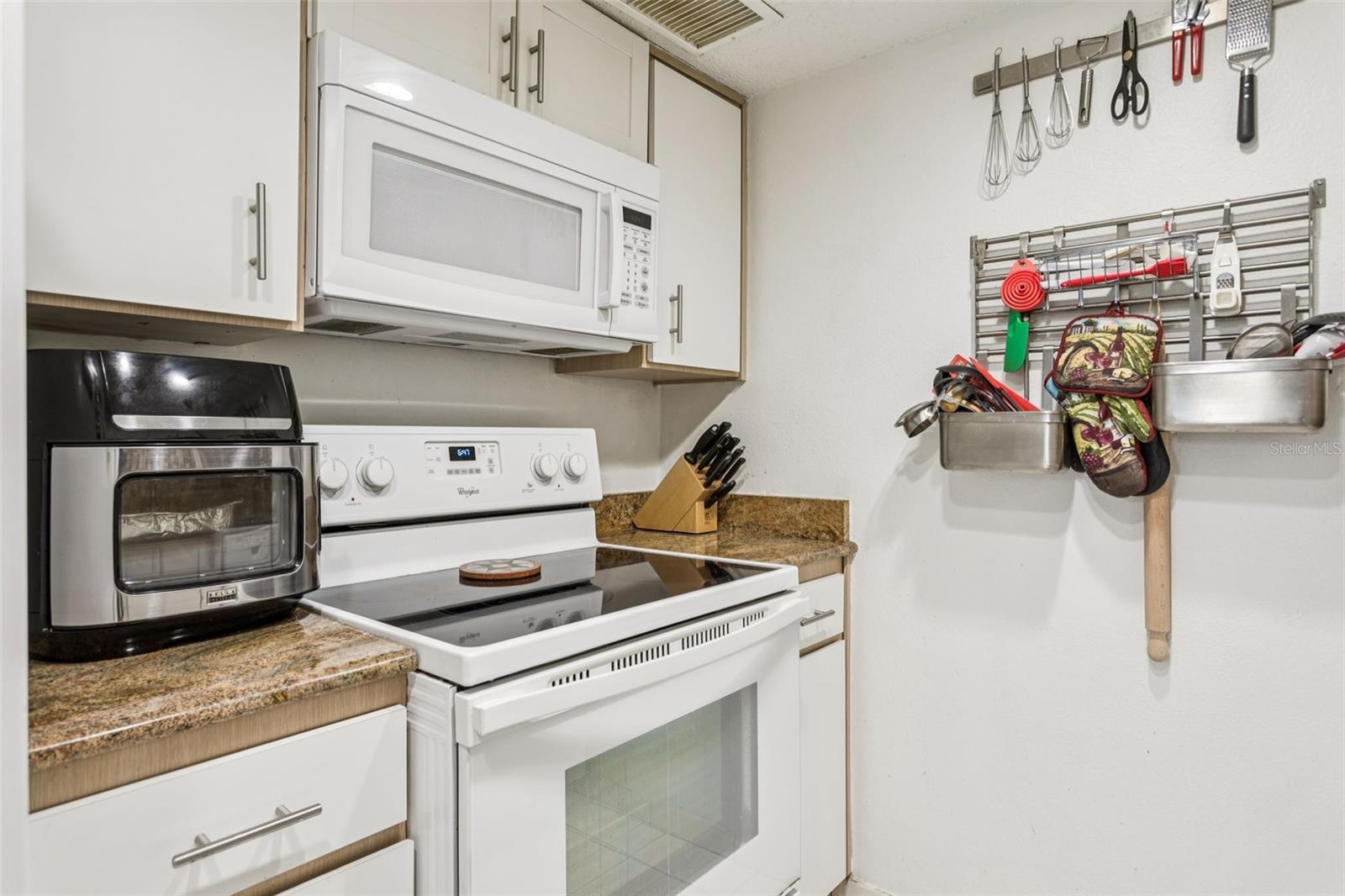 4718 CHRISTA CT #314, TAMPA, FL — photo 26