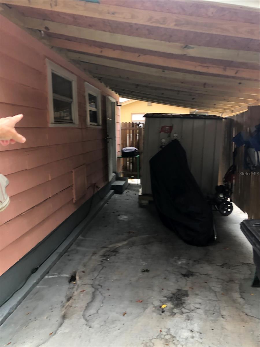 416 PRINCESS ST, CLEARWATER, FL — photo 31