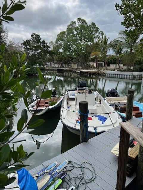 300 GARDEN LN, SARASOTA, FL — photo 17