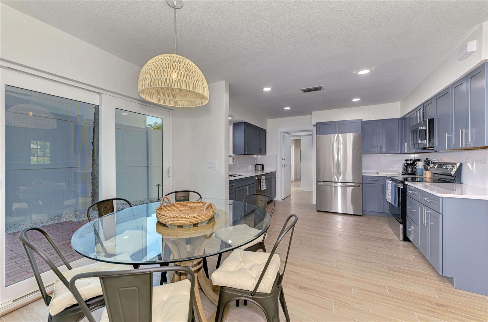 1100 POINT OF ROCKS RD, SARASOTA, FL — photo 10