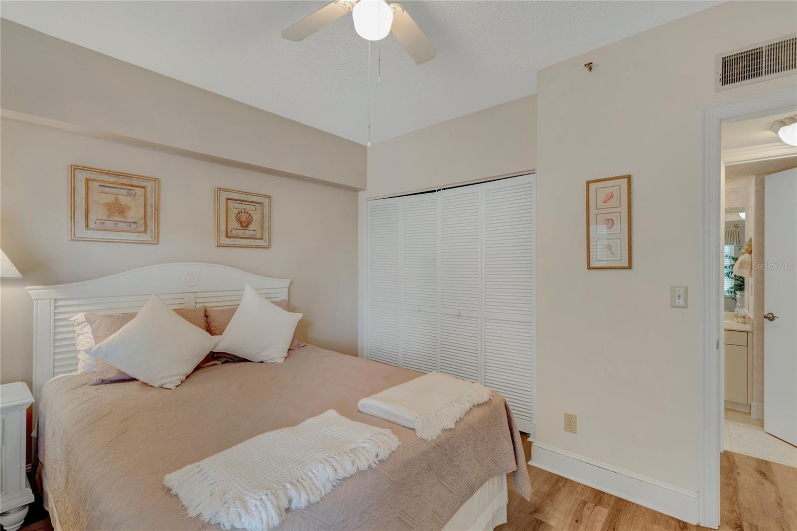 1582 GULF BLVD #1506, CLEARWATER BEACH, FL — photo 21