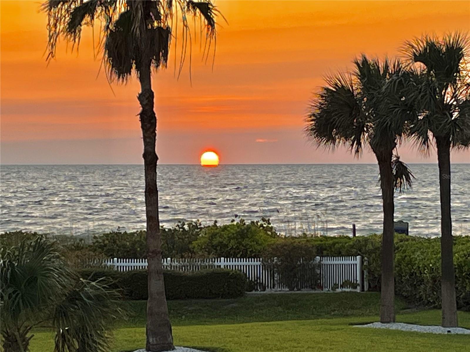 1582 GULF BLVD #1506, CLEARWATER BEACH, FL — photo 40