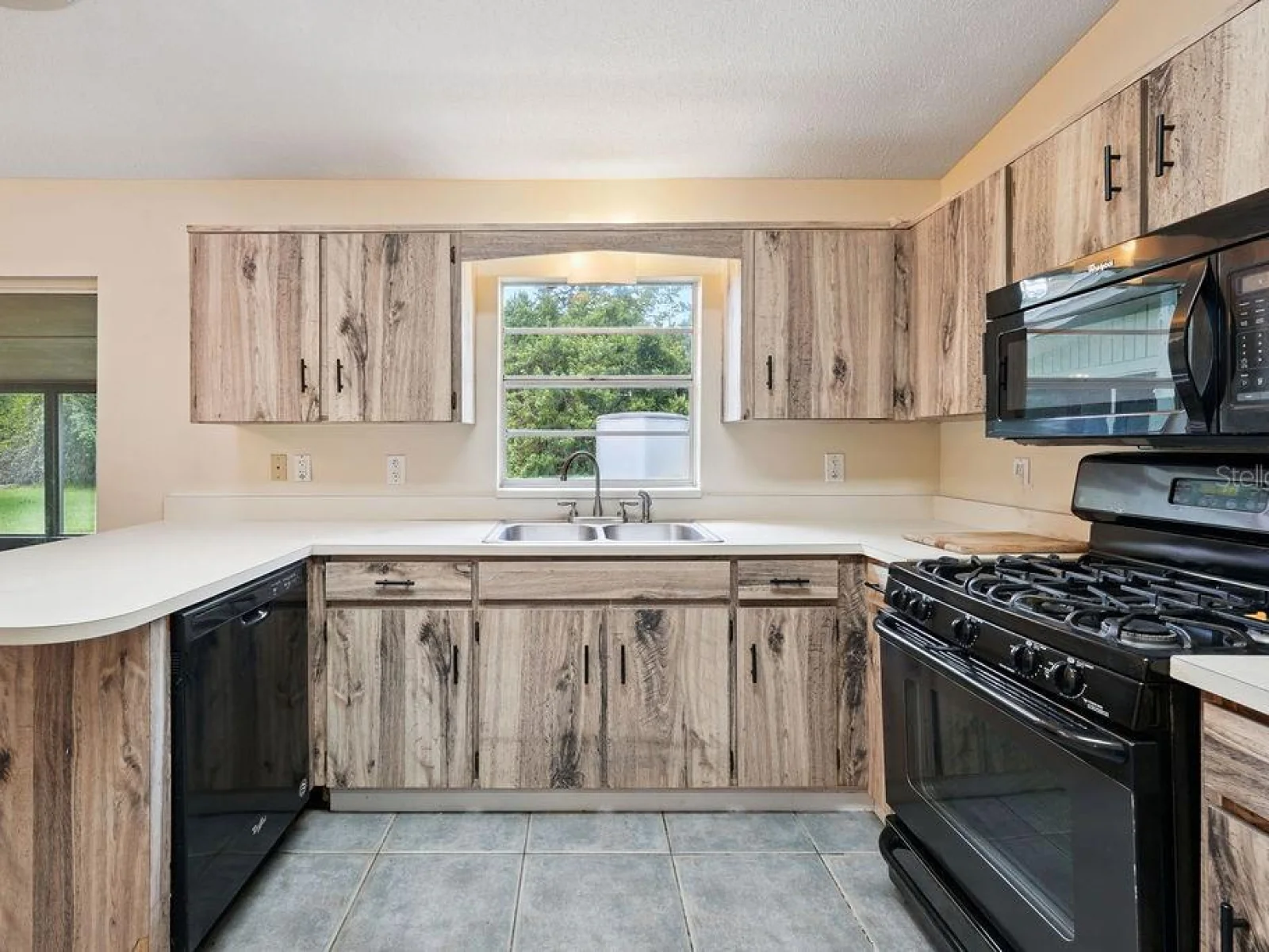 2400 JOYCE ST, FLAGLER BEACH, FL — photo 7