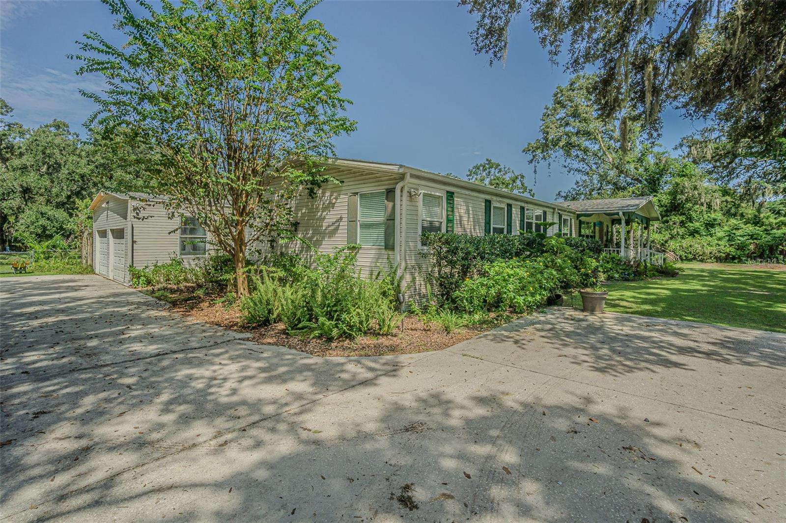 3349 OAKWOOD DR, WESLEY CHAPEL, FL — photo 26