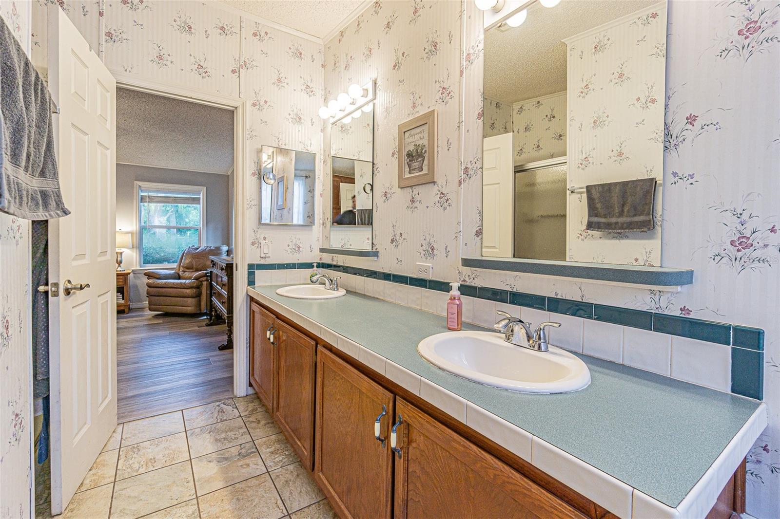 3349 OAKWOOD DR, WESLEY CHAPEL, FL — photo 29