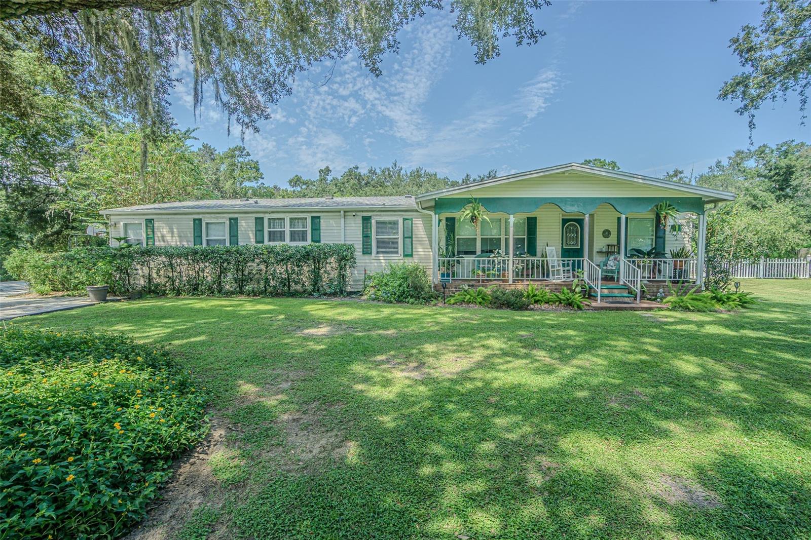 3349 OAKWOOD DR, WESLEY CHAPEL, FL