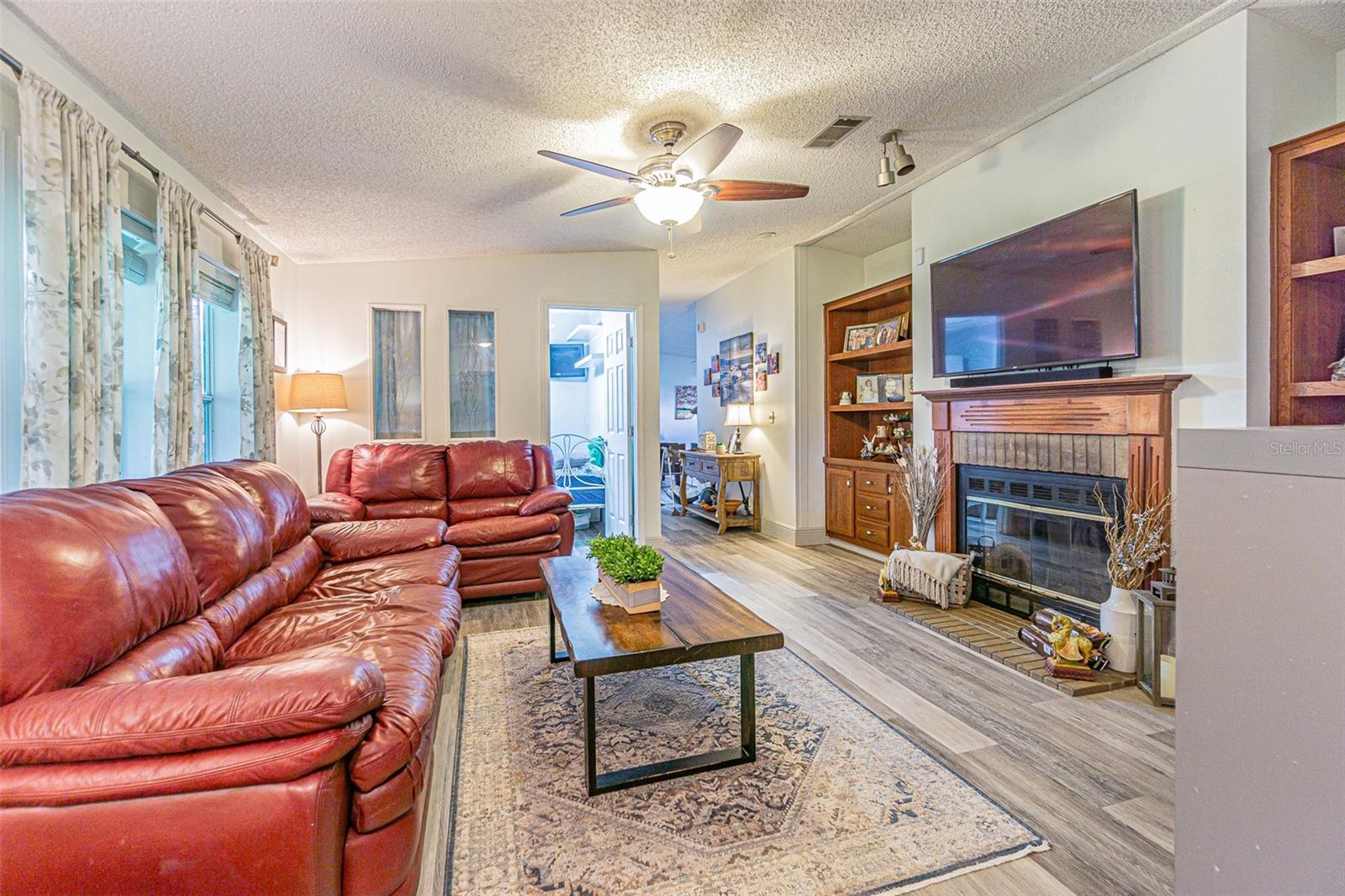 3349 OAKWOOD DR, WESLEY CHAPEL, FL — photo 17