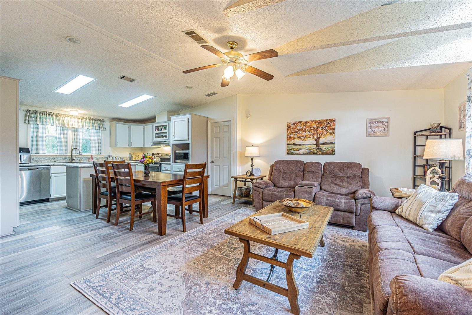3349 OAKWOOD DR, WESLEY CHAPEL, FL — photo 19