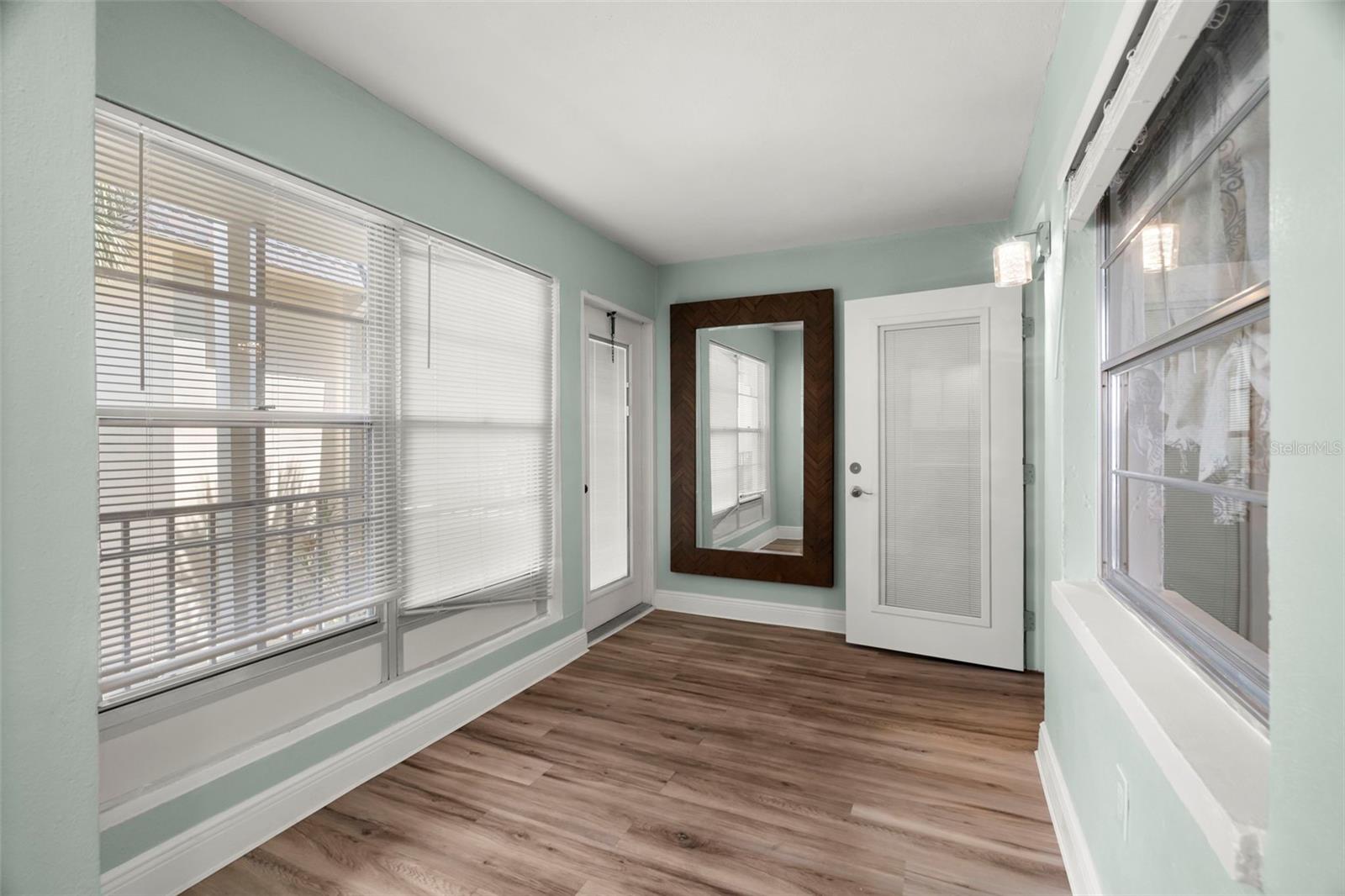 4780 COVE CIR #205, ST PETERSBURG, FL — photo 4