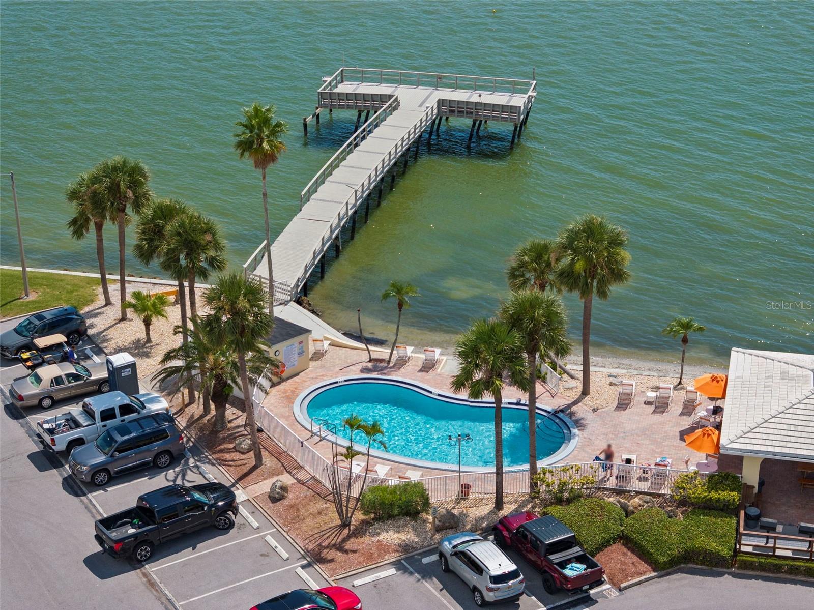 4780 COVE CIR #205, ST PETERSBURG, FL — photo 21