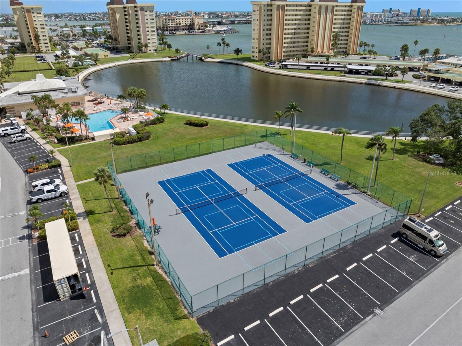 4780 COVE CIR #205, ST PETERSBURG, FL — photo 23