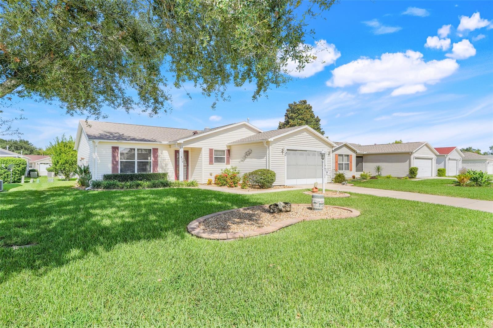 870 HENDERSON LN, THE VILLAGES, FL — photo 2