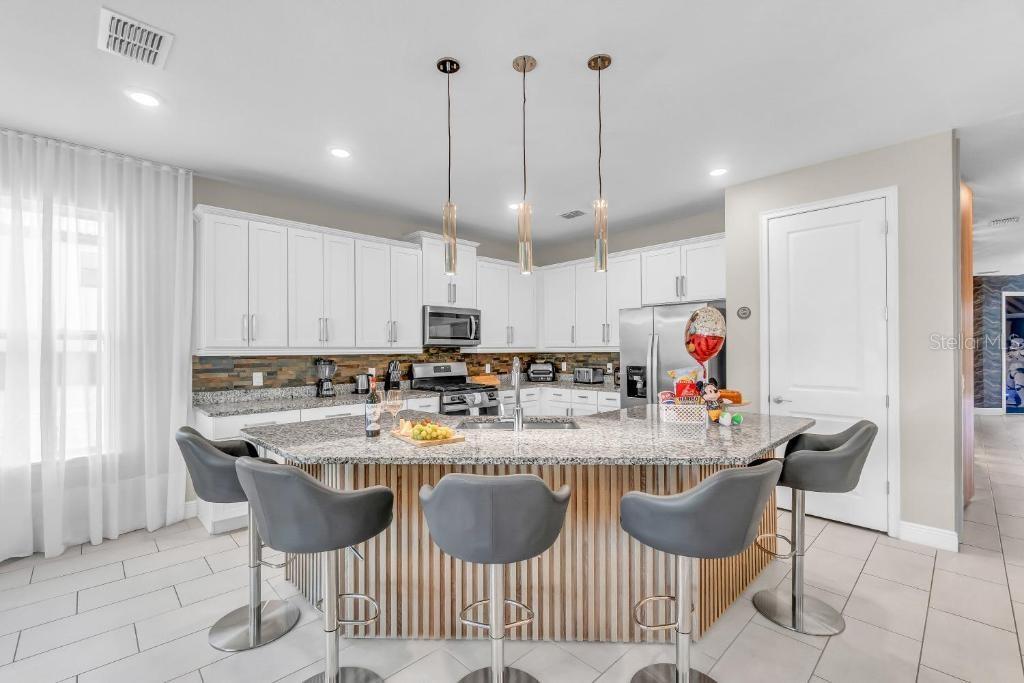 1117 CASTLE PINES CT, REUNION, FL — photo 18