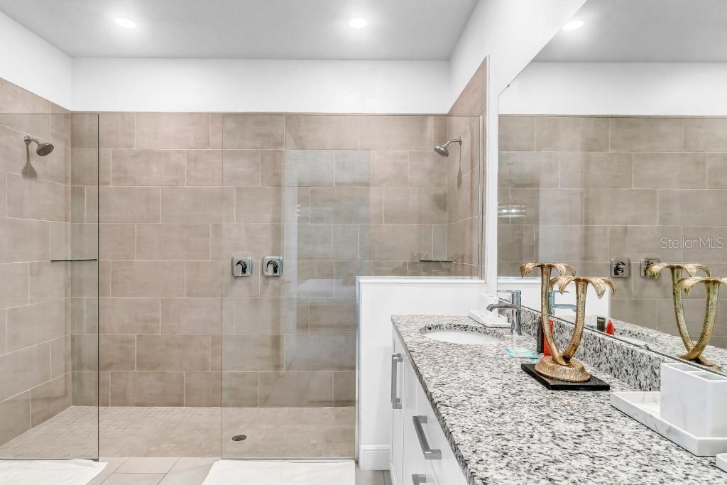 1117 CASTLE PINES CT, REUNION, FL — photo 59