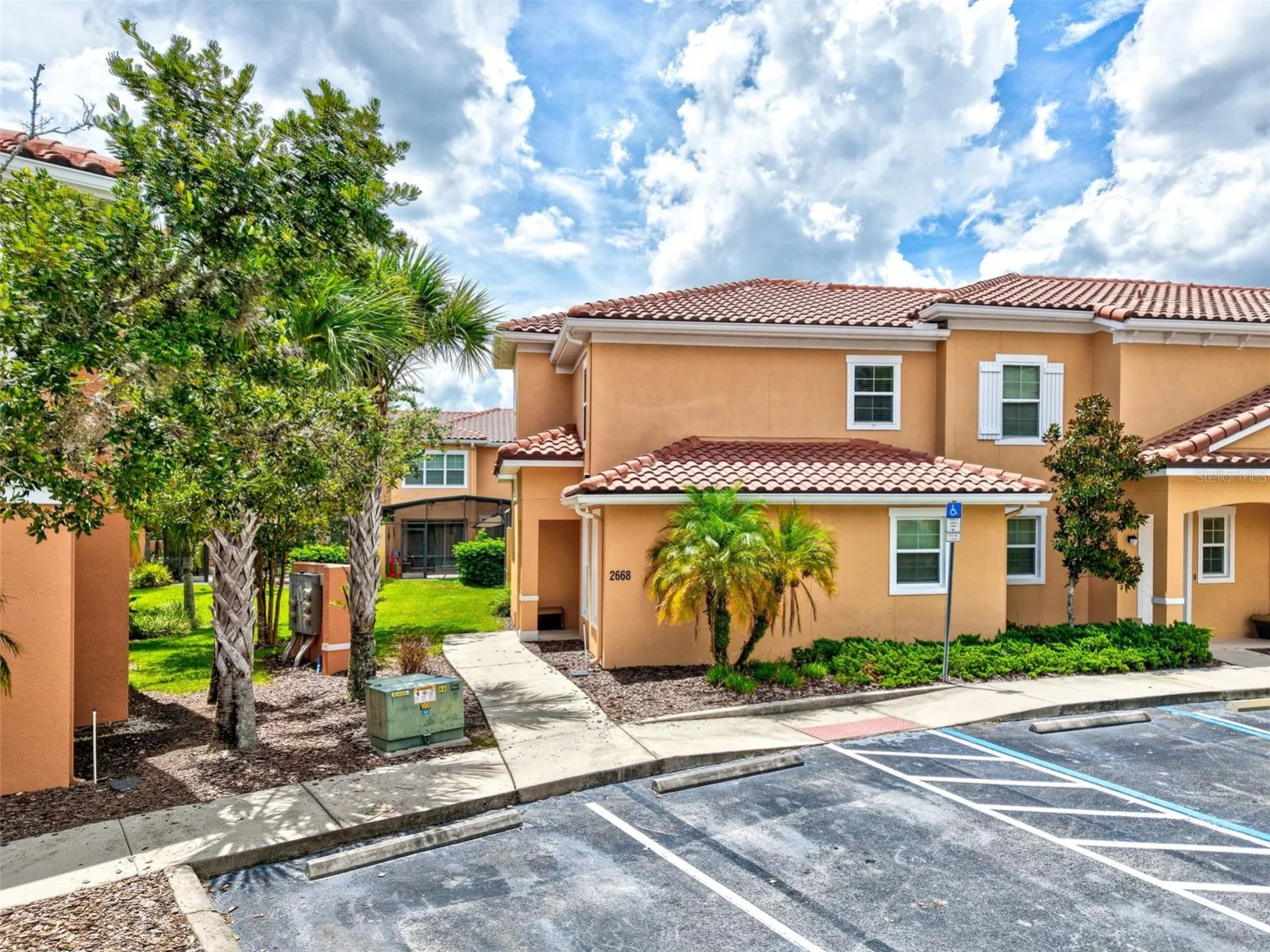 2668 CORVETTE LN, KISSIMMEE, FL — photo 1