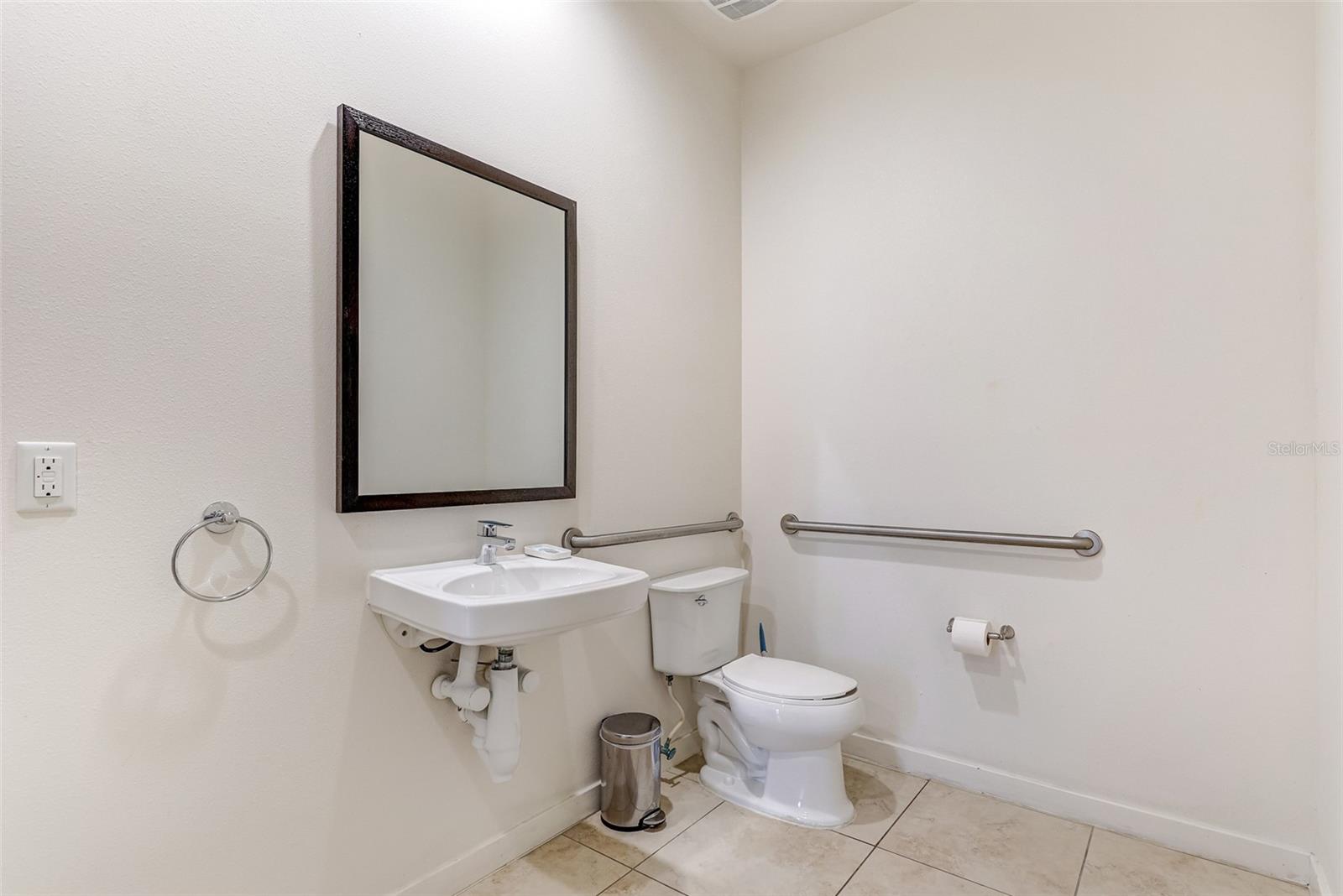 2668 CORVETTE LN, KISSIMMEE, FL — photo 52