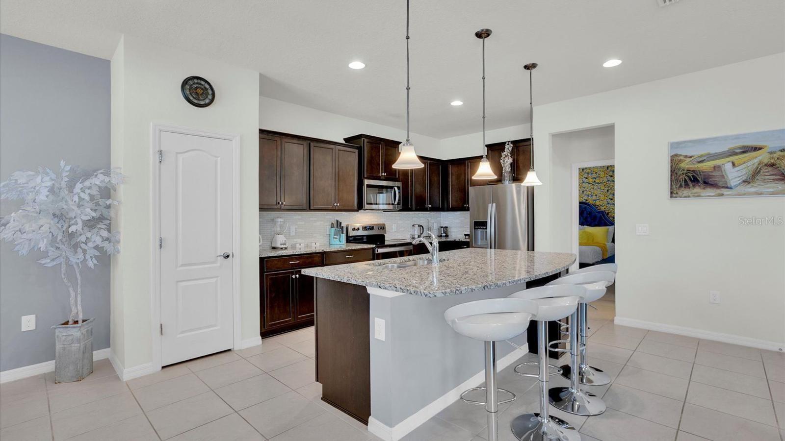 2462 DUBAI ST, KISSIMMEE, FL — photo 6