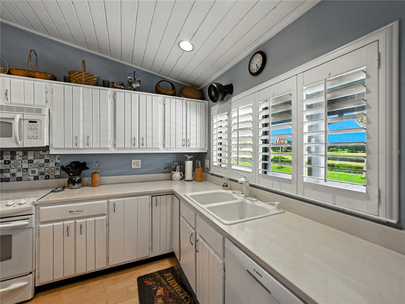 9201 VILLAGE DR #I-21, LAKE WALES, FL — photo 4