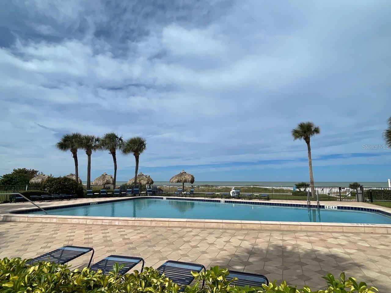 1460 GULF BLVD #707, CLEARWATER BEACH, FL — photo 4