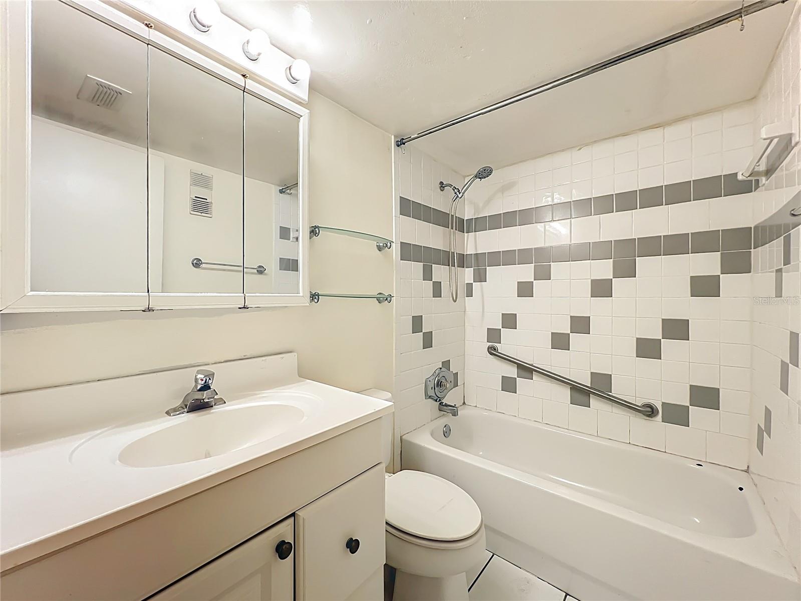 6034 VILLAGE CIR #GE, ORLANDO, FL — photo 23
