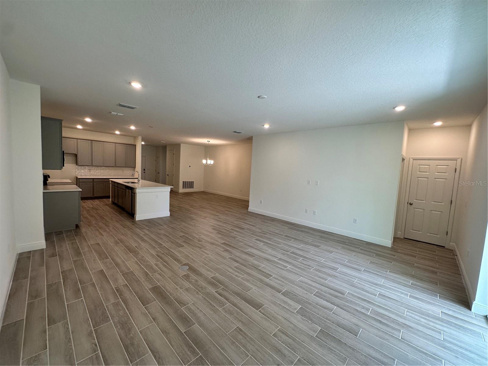 24 BALLARD LN, PALM COAST, FL — photo 2