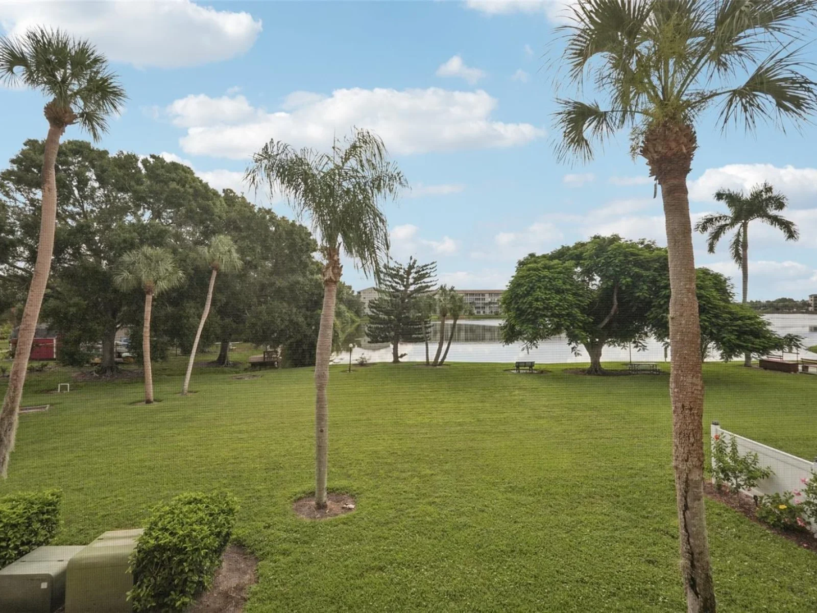 3606 LAKE BAYSHORE DR #K224, BRADENTON, FL — photo 48