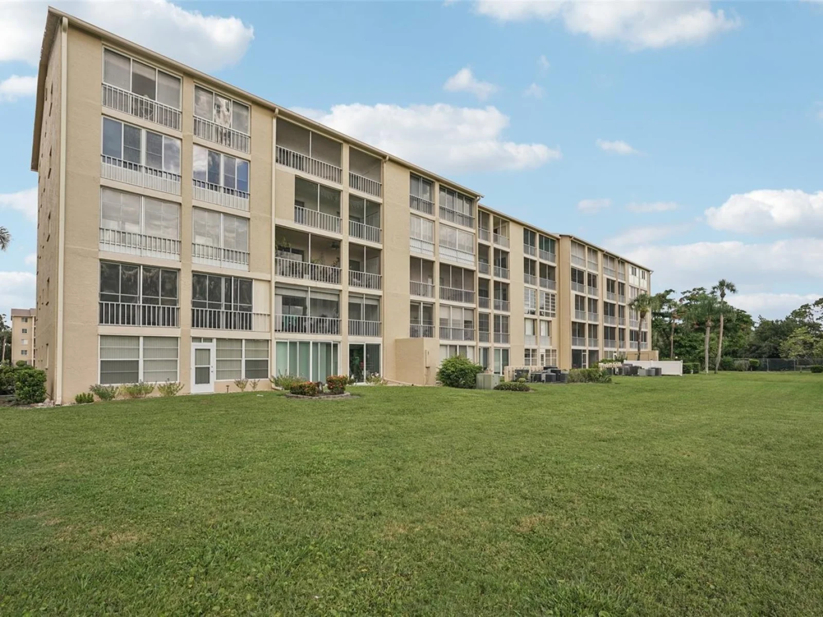 3606 LAKE BAYSHORE DR #K224, BRADENTON, FL — photo 49