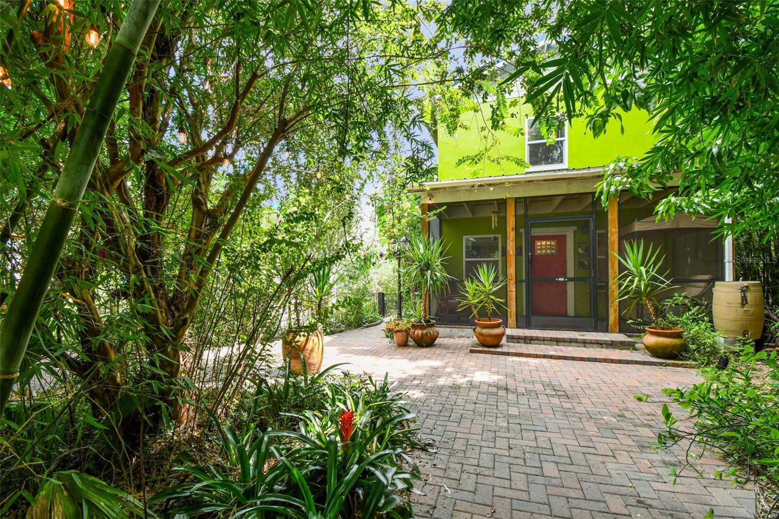 3203 E YUKON ST, TAMPA, FL — photo 8
